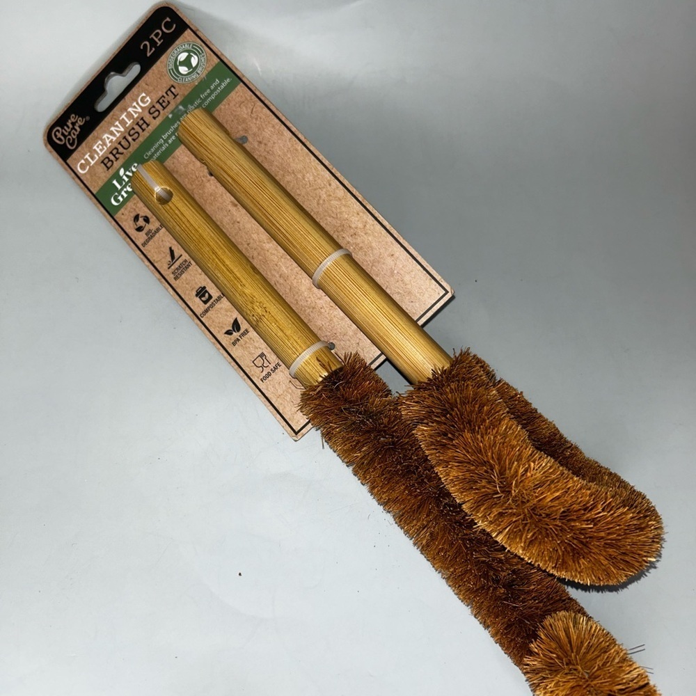 NWT Eco-Friendly Cleaning Brush Set